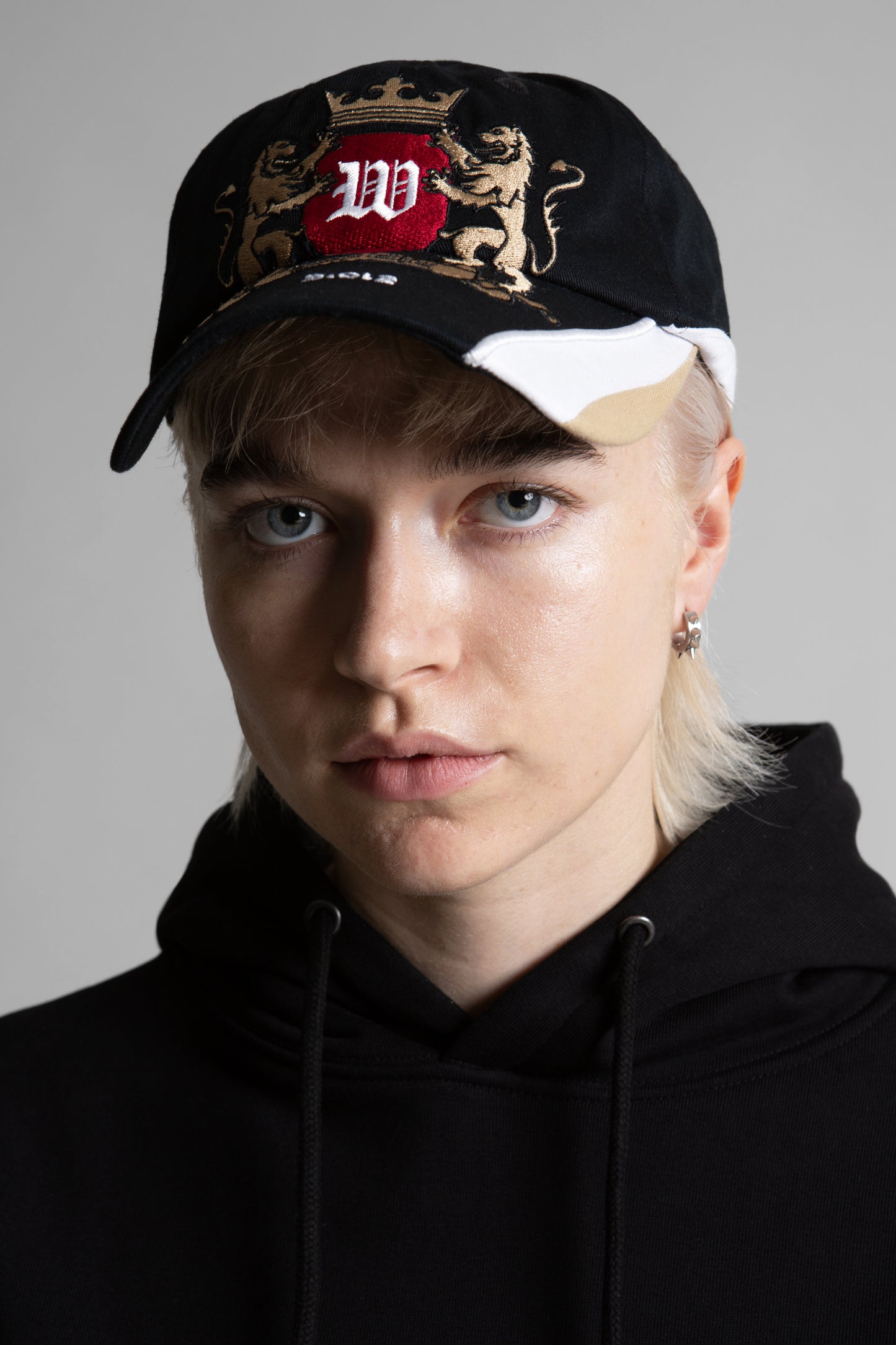 CREST CAP