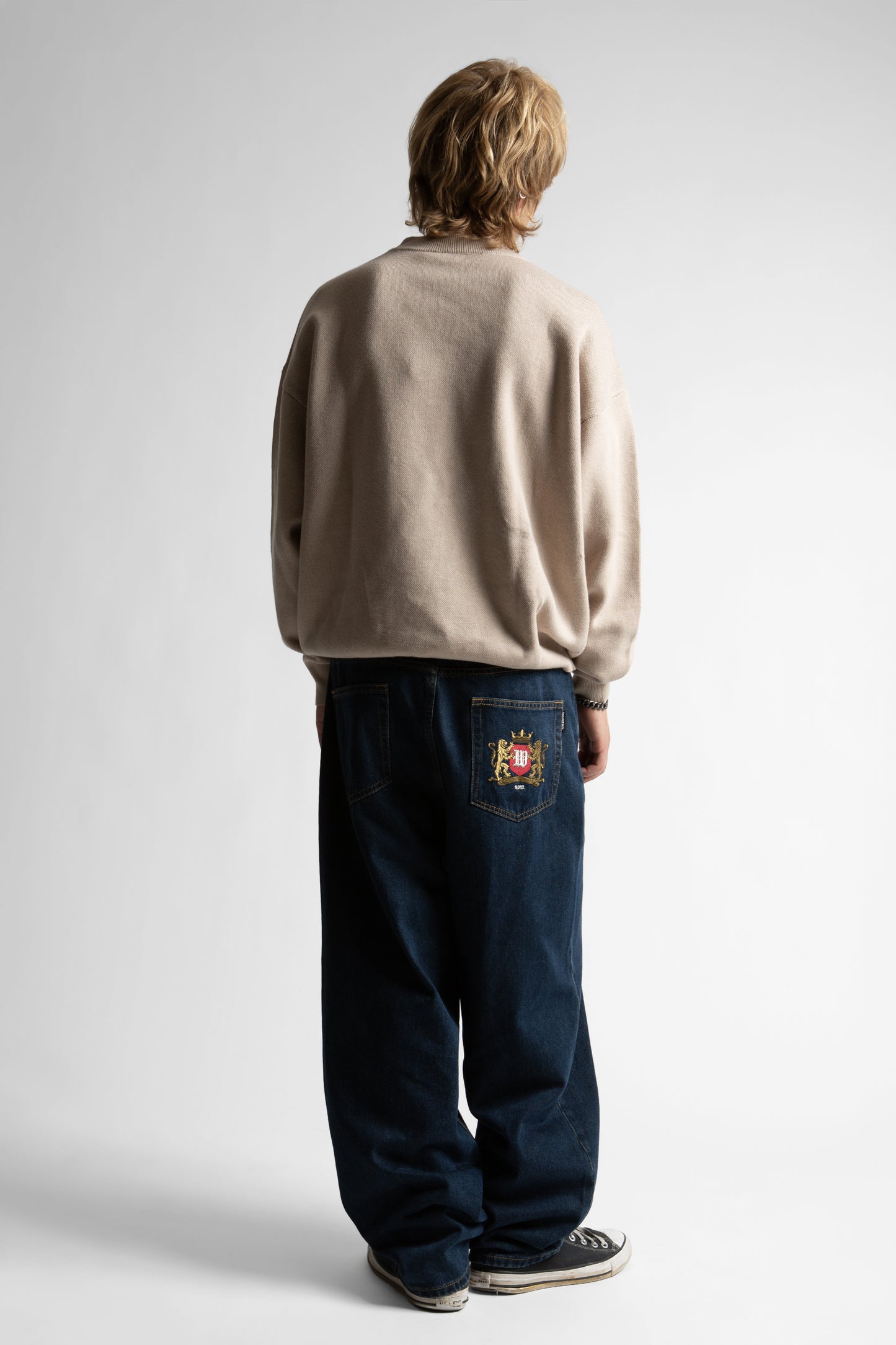 CREST SWEATER-BEIGE
