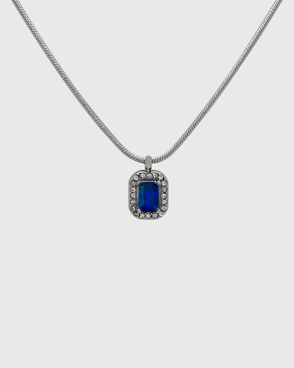 AMBERES BLUE NECKLACE