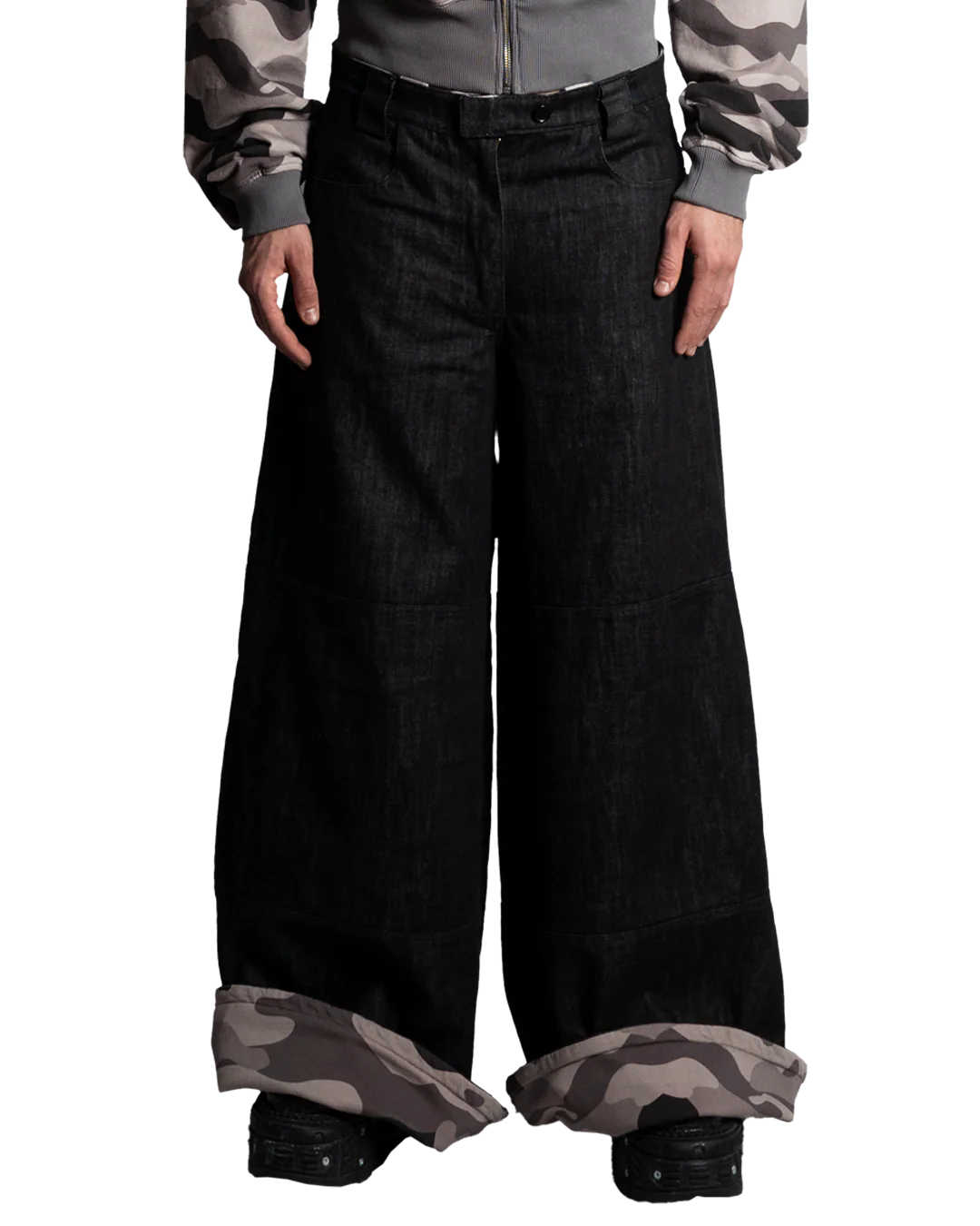 CAMO/DENIM REVERSIBLE PANTS