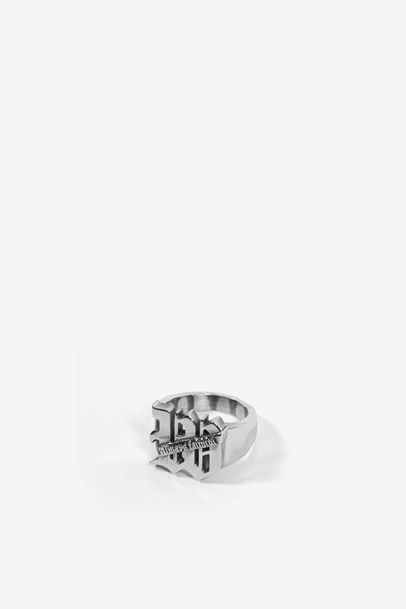 HEIRLOOM RING